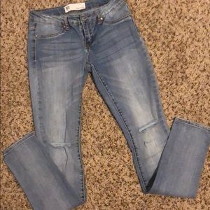 Women’s jeans